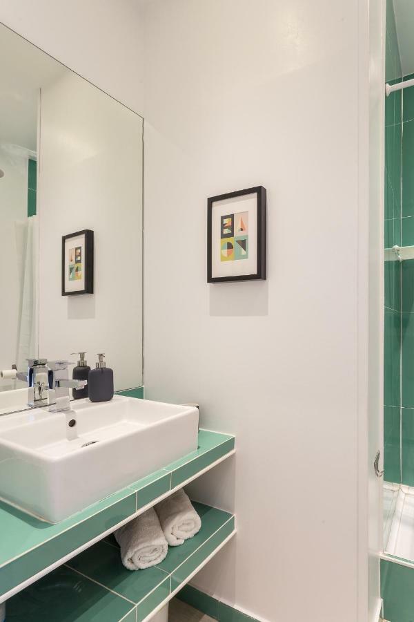 Three Bedroom Apartment In Historical Centre -Bairro Alto Lisboa Exterior foto