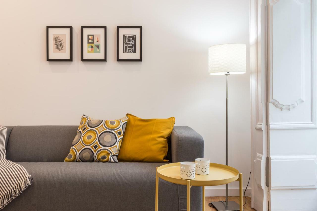 Three Bedroom Apartment In Historical Centre -Bairro Alto Lisboa Exterior foto