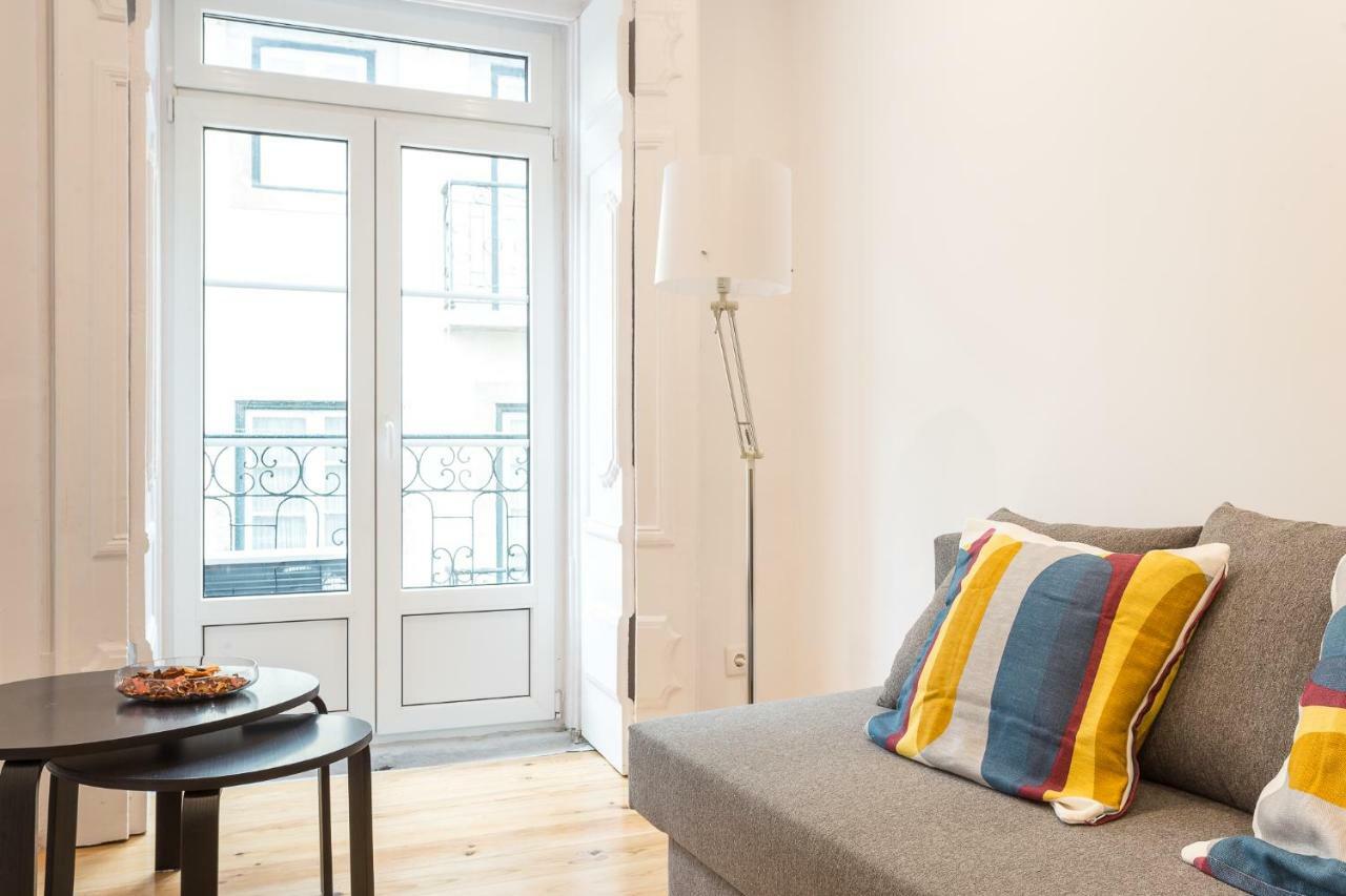 Three Bedroom Apartment In Historical Centre -Bairro Alto Lisboa Exterior foto