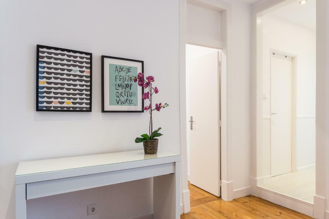 Three Bedroom Apartment In Historical Centre -Bairro Alto Lisboa Exterior foto