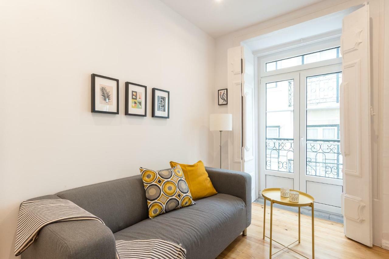 Three Bedroom Apartment In Historical Centre -Bairro Alto Lisboa Exterior foto